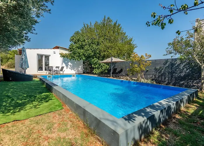 Haus Rita Private Pool 4 Person 2badroom * Loborika