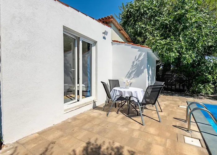 Daire Haus Rita Private Pool 4 Person 2badroom