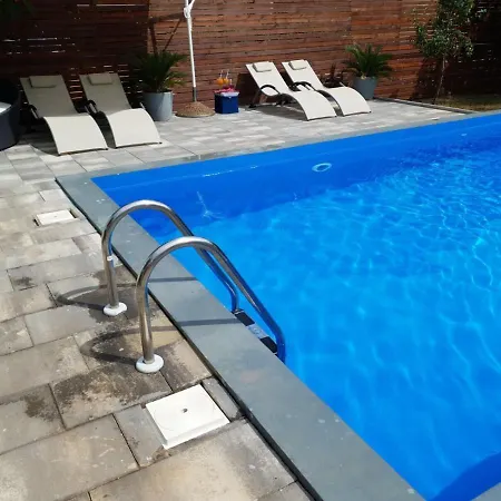 Haus Rita Private Pool 4 Person 2badroom Apartman Loborika