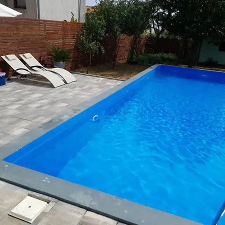 Haus Rita Private Pool 4 Person 2badroom * Loborika