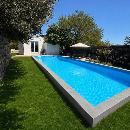 Haus Rita Private Pool 4 Person 2badroom *